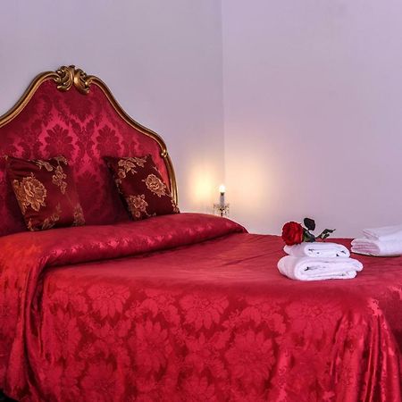 Апартаменти Sweet Sweet Navona Рим Екстер'єр фото